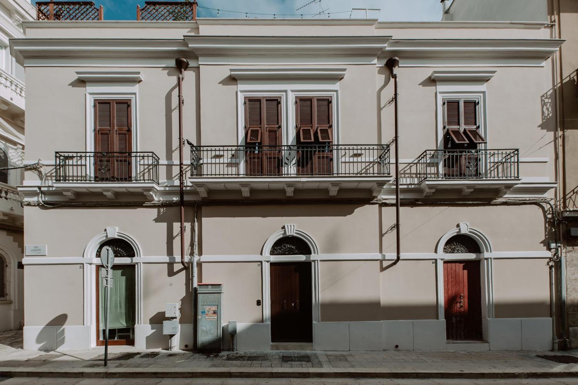 Palazzo Pinto B&B Brindisi Exterior foto